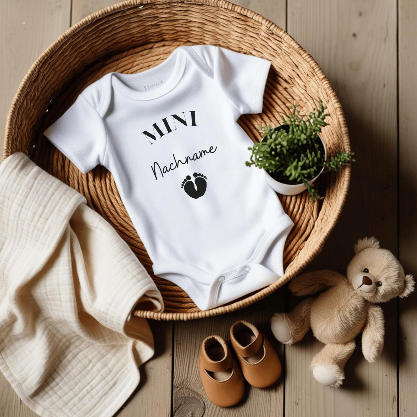 MINI Surname - Baby Bodysuit for 'Pregnancy Announcement' | Personalized Bodysuit: Long Sleeve, White (0-3M)